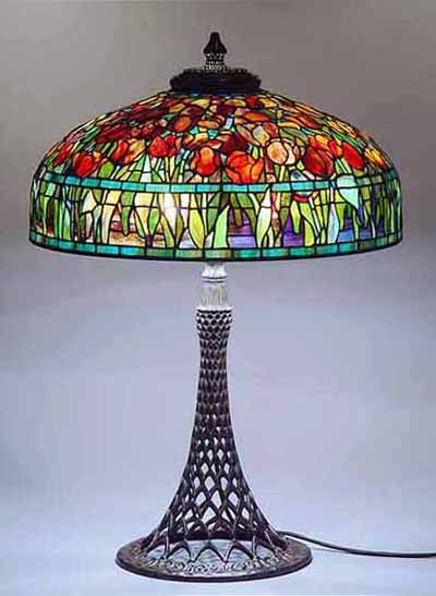 22" Tulip Tiffany leaded Glass and bronze table lamp Design of Tifany Studios