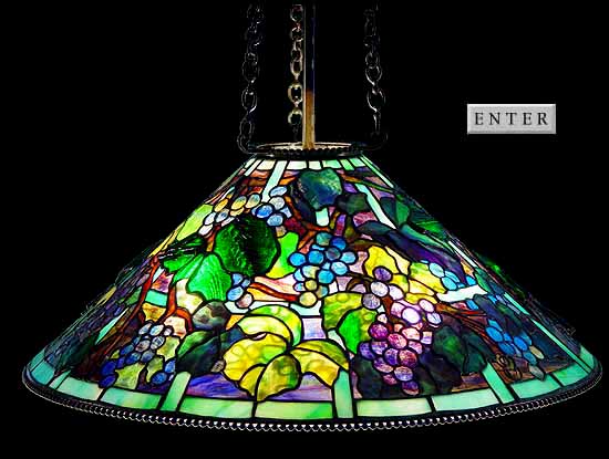 29" GRAPEVINE Tiffany lamp