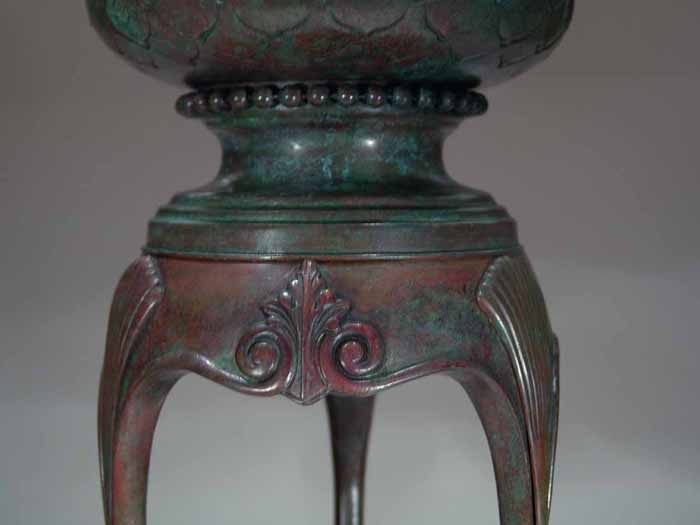 Bronze cast tiffany lamp base