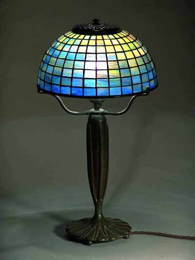 !Tiffany lamp
