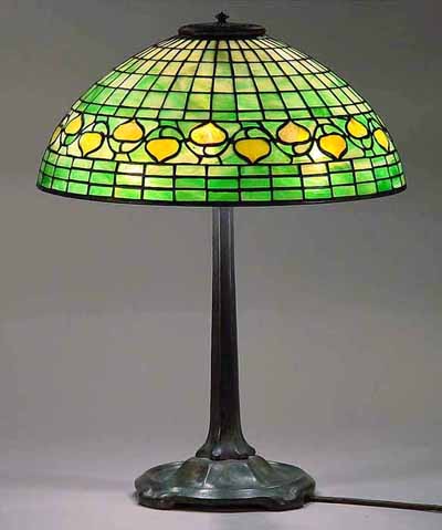 16 INCH ACORN TIFFANY LEADED GLASS LAMP SHADE ON A SMALL STICK BASE