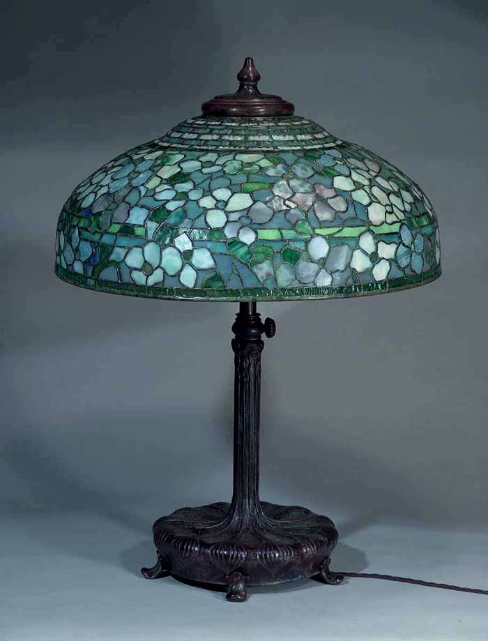 Leaded Glass Tiffany lamp