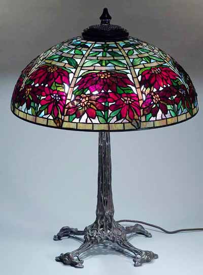 22" Poinsettia Tiffany leaded Glass and bronze table lamp Design of Tifany Studios New York