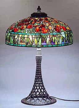 22" Tulip Tiffany lamp