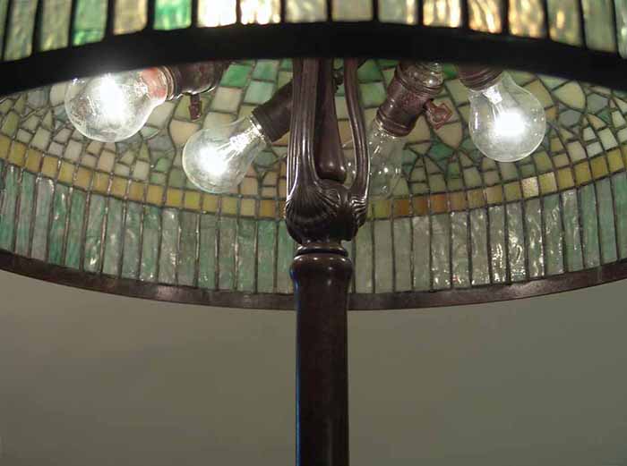 Leaded Glass Tiffany lamp