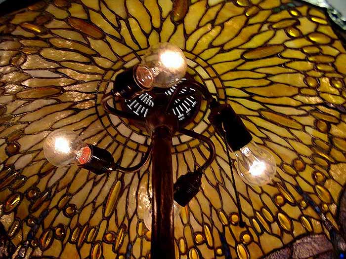 tiffany lamp