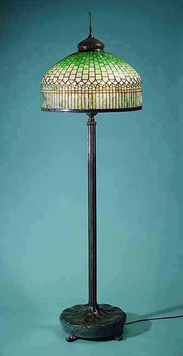24" Curtain Border Tiffany floor Lamp