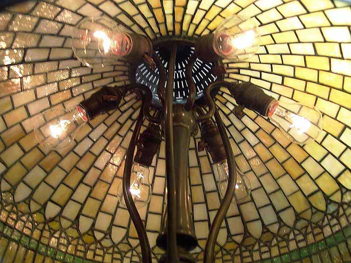 tiffany lamp