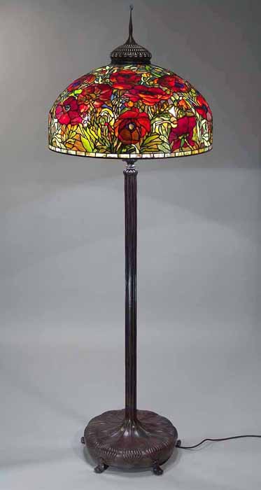 26" Oriental Poppy Tiffany Lamp
