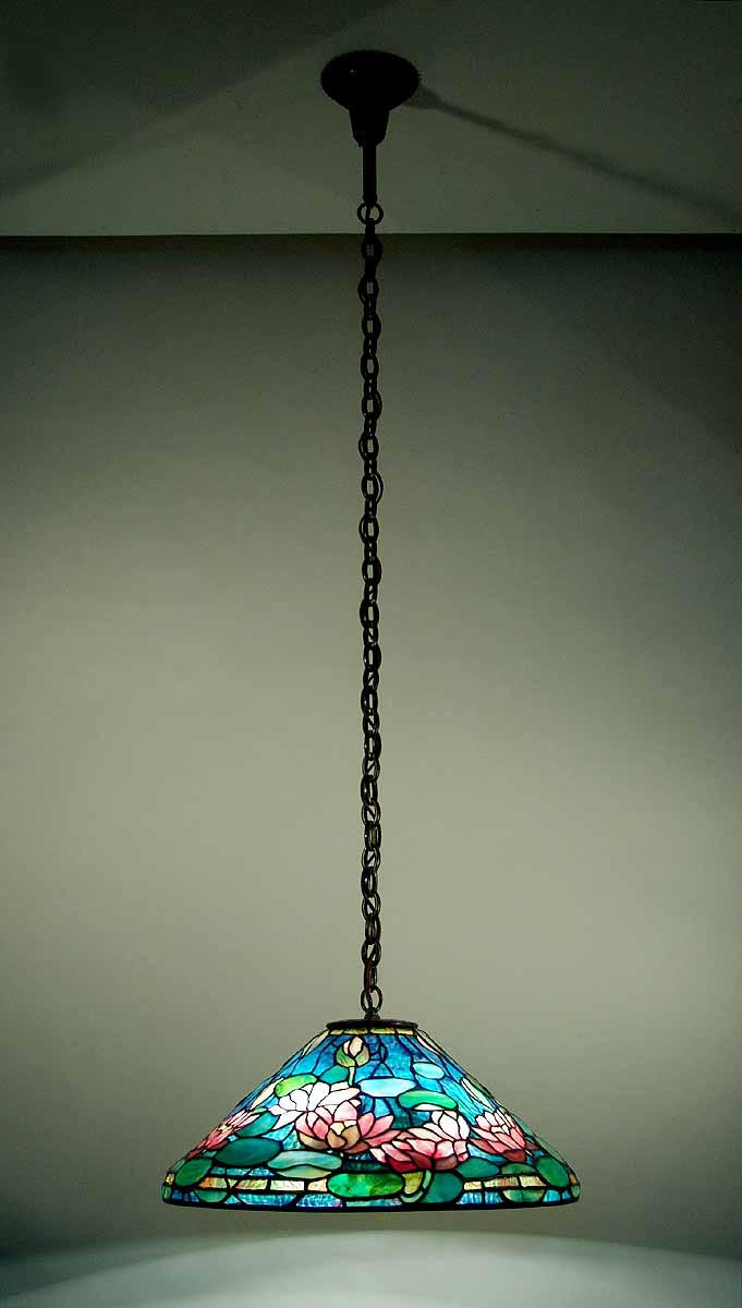 20" Water Lily Tiffany hanging Lamp, Design of Tiffany Studios #1490