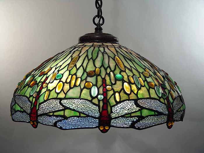 Leaded Glass & Bronze Tiffany lamp