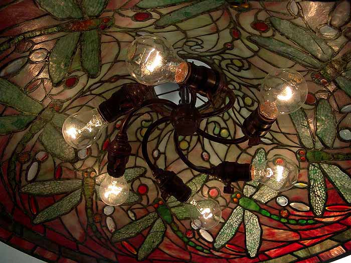 tiffany lamp