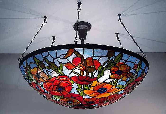 Leaded Glass & Bronze Tiffany lamp