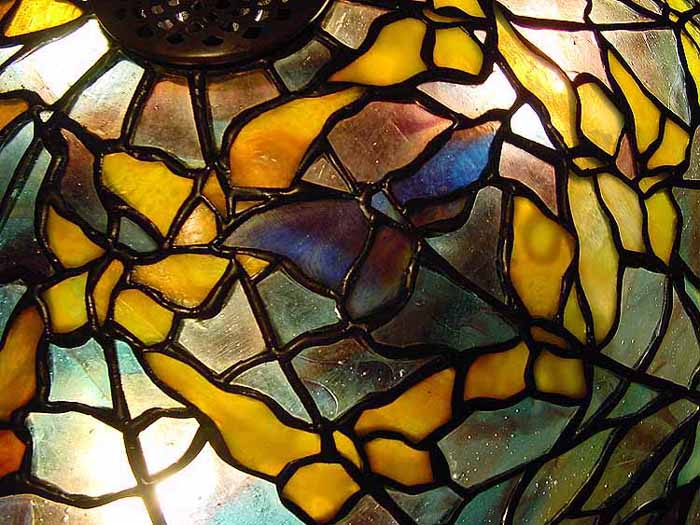 tiffany lamp