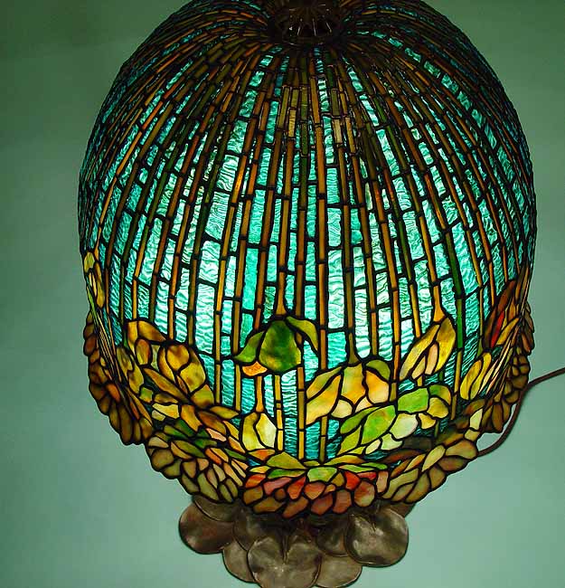 tiffany lamp