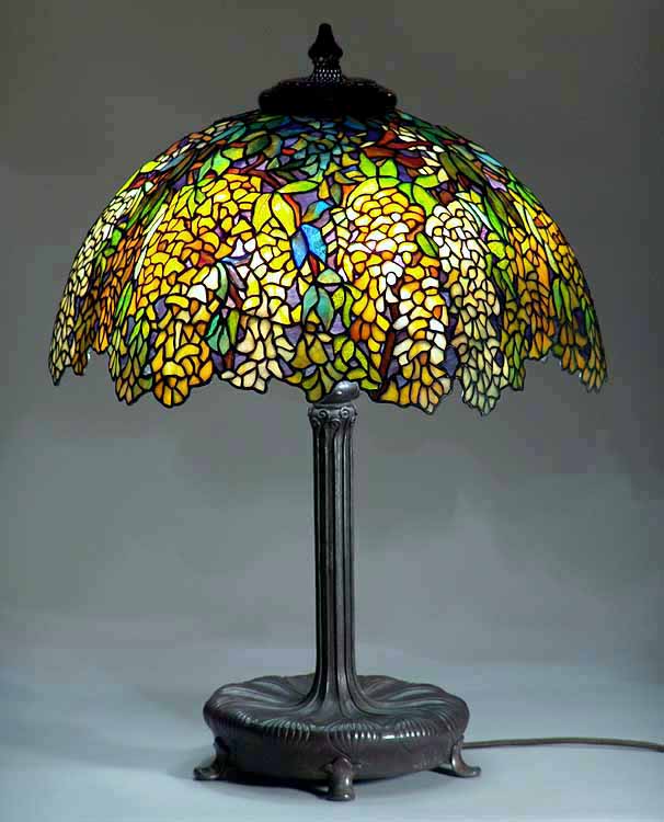 LEADED GLASS AND BRONZE TIFFANY LAMP