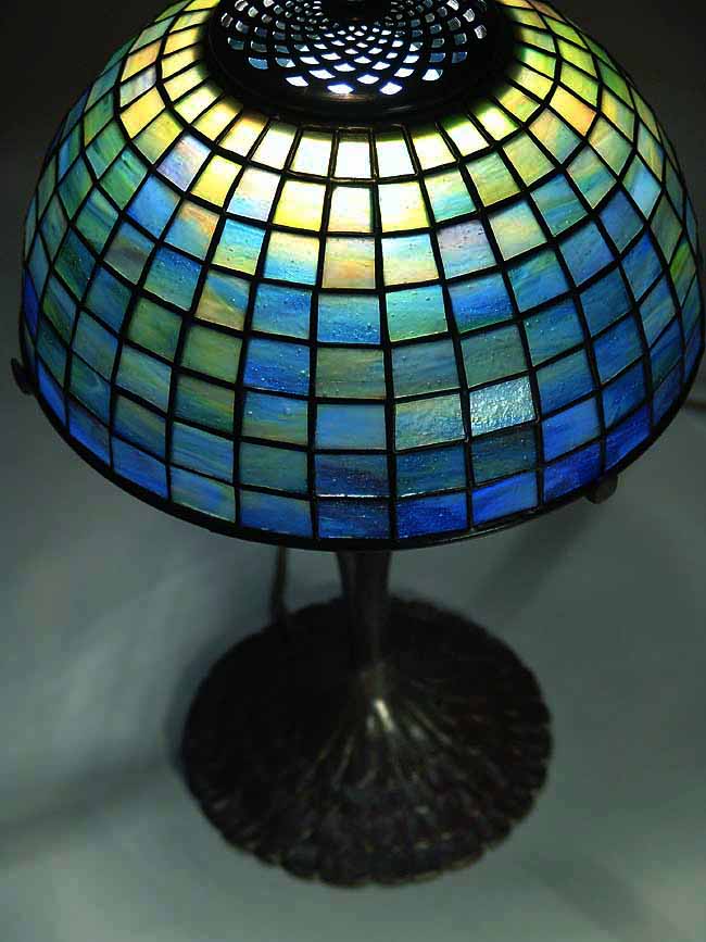 Tiffany lamp base