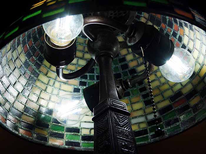 tiffany lamp