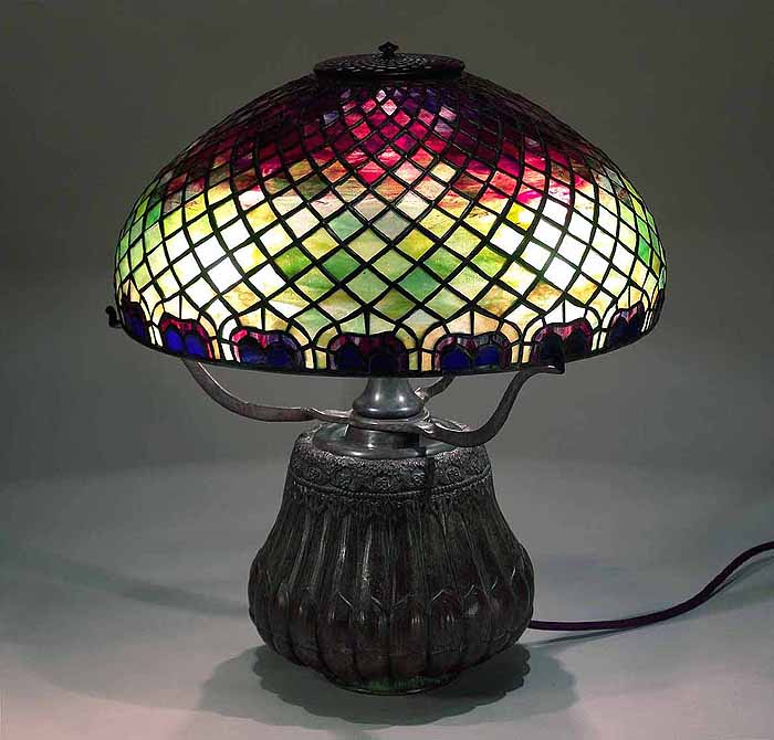 17" PEACOCK LEADED GLASS AND BRONZE TIFFANY LAMP