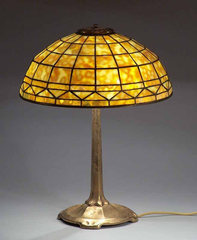 LEADED GLASS AND BRONZE TIFFANY LAMP