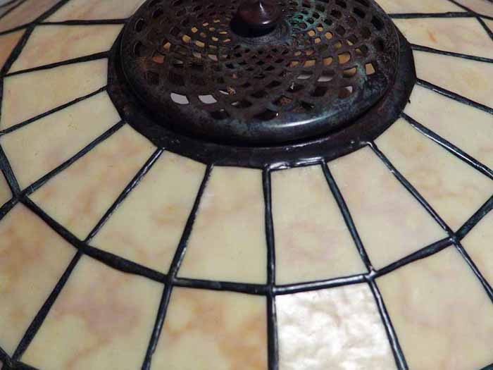 Leaded Glass & Bronze Tiffany lamp