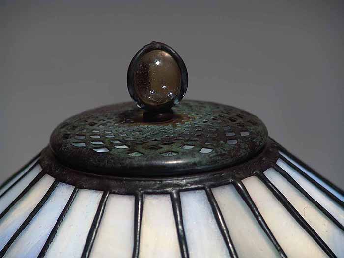 Leaded Glass & Bronze Tiffany lamp