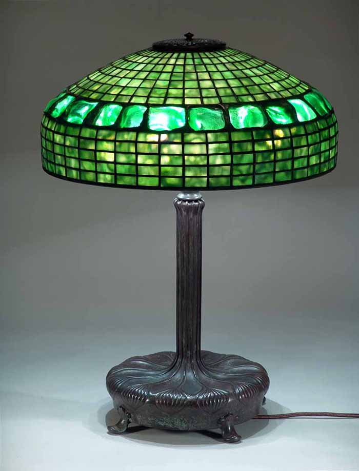 Leaded Glass Tiffany lamp