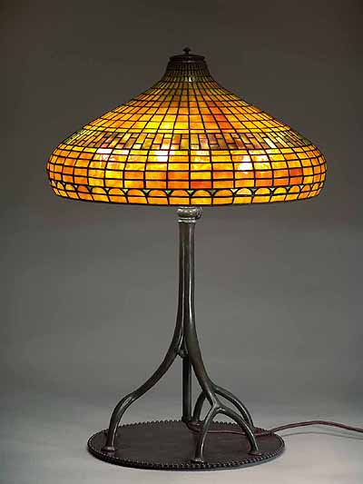 18" Straight lines Tiffany Lamp