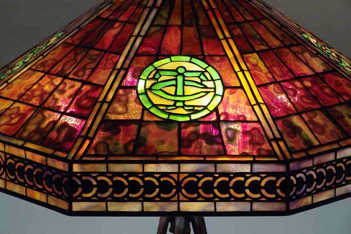 Leaded Glass Tiffany lamp