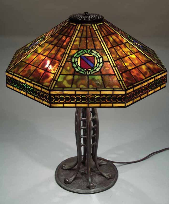 Leaded Glass & Bronze Tiffany lamp