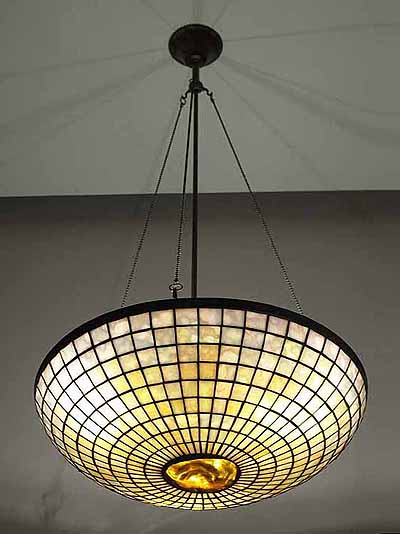 20" Parasol leaded Glass chandelier w/ Turtleback