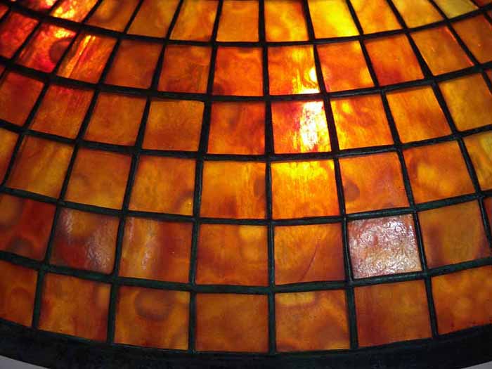 Leaded Glass & Bronze Tiffany lamp