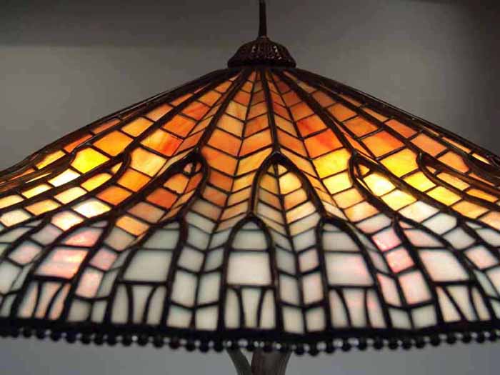 tiffany lamp