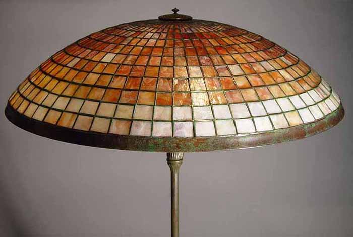 Tiffany lamp