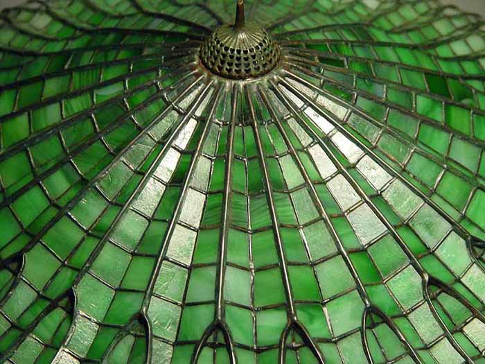 Leaded Glass Tiffany lamp