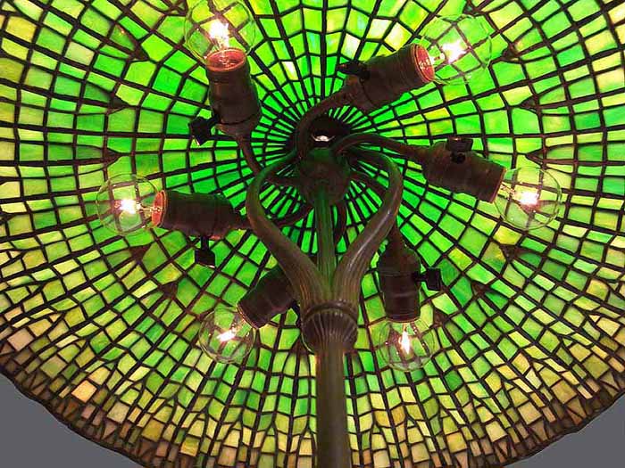 Leaded Glass Tiffany lamp