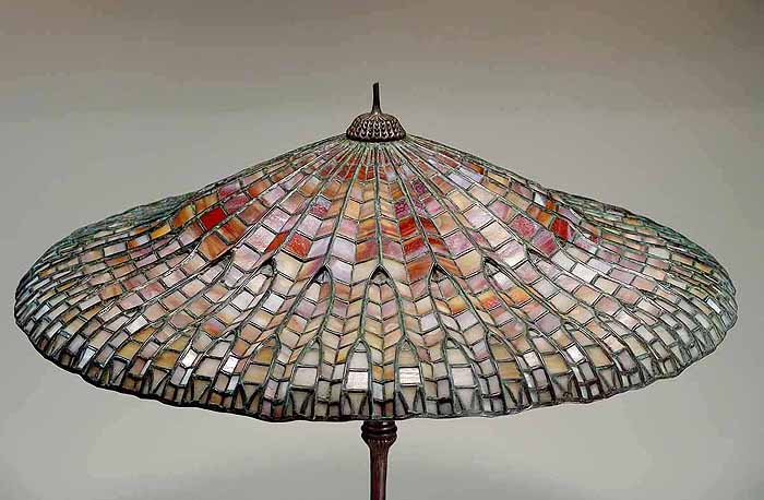 Leaded Glass Tiffany lamp