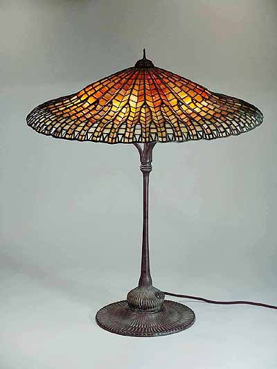 LOTUS LEAF LAMP DESIGN OF TIFFANY STUDIOS NEW YORK