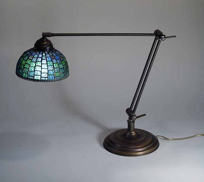 LEADED GLASS AND BRONZE TIFFANY LAMP