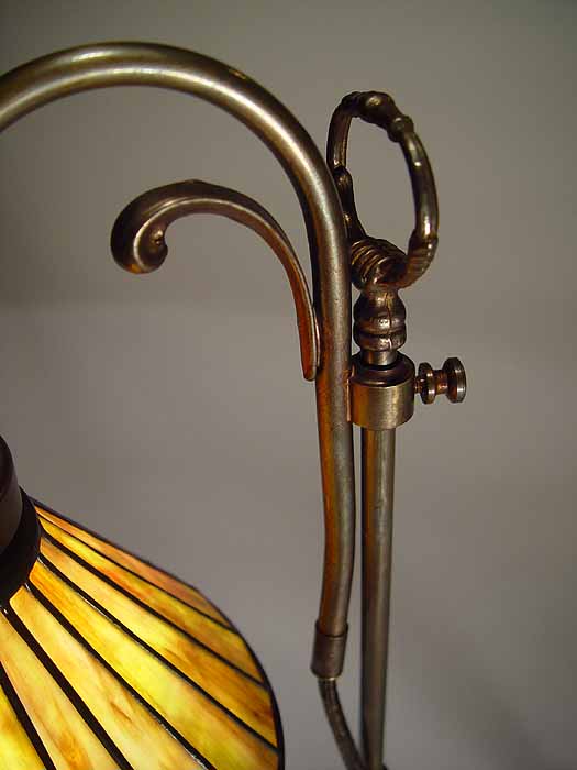 Leaded Glass & Bronze Tiffany lamp