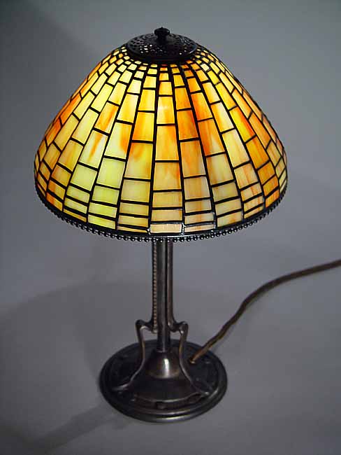 Leaded Glass Tiffany lamp