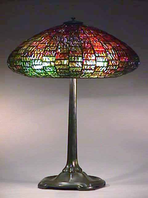 Leaded Glass & Bronze Tiffany lamp