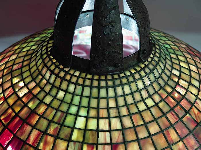 Leaded Glass Tiffany lamp