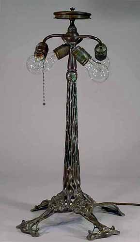 The 16" Fish Lamp of Dr.Grotepass-Studios. Tiffany Lamps and Bronze Lamp Bases. Stained glass Designs of Tiffany Studios New York : Leaded glass Lamps, Lamp fixtures and Tiffany Bronze Items, Table lamps, Desk lamps, Floor lamps, Ceiling lamps, Hanging lamps