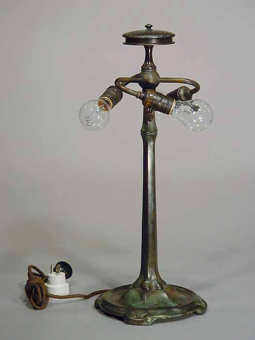 Bronze cast Tiffany table lamp base