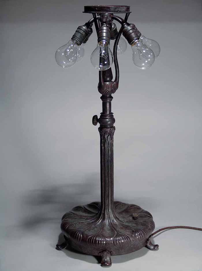 Bronze cast Tiffany table lamp base