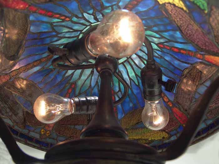 tiffany lamp