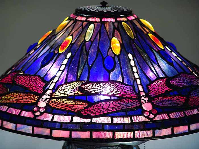 tiffany lamp