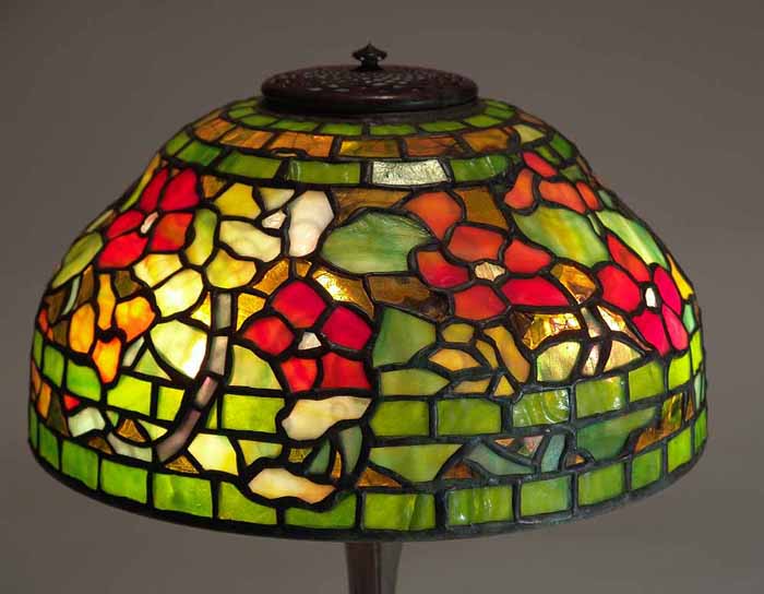 Leaded Glass & Bronze Tiffany lamp