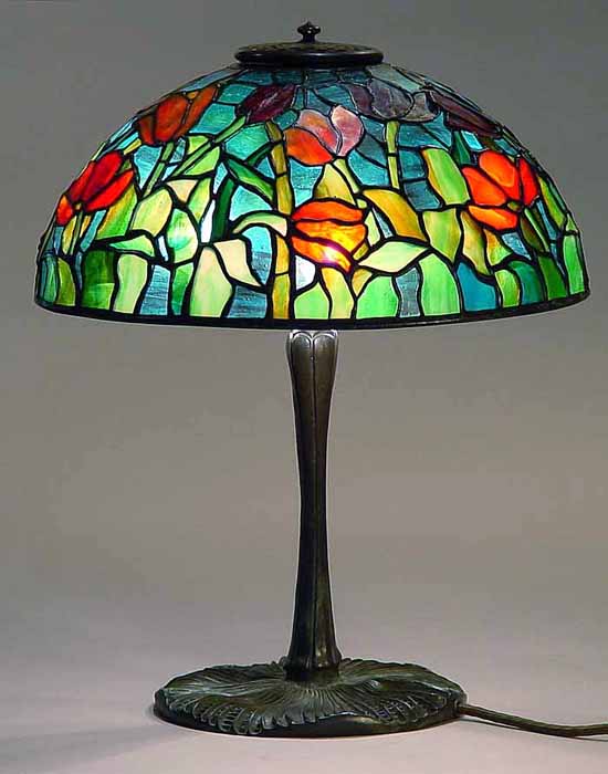 14 In TULIP TIFFANY LAMP ON  MUSHROOM BASE